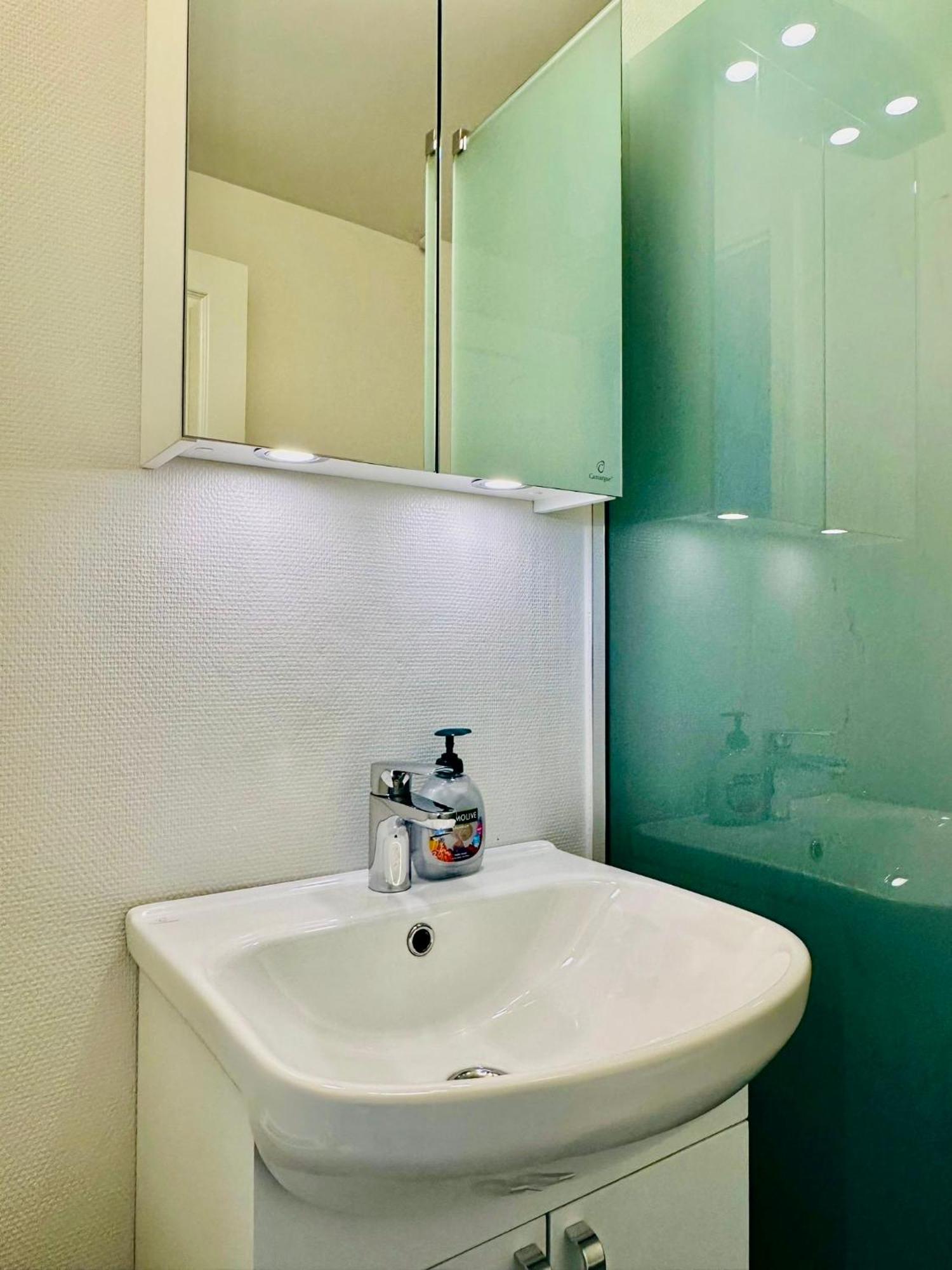 5 Minute Walk To Lego House - 50M2 Cozy Apartment- D Unit Billund Quarto foto